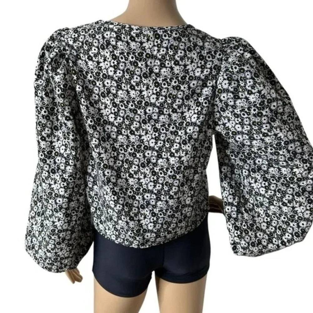 Levi's Embry Black Floral Puff Sleeve Blouse - Picture 4 of 5